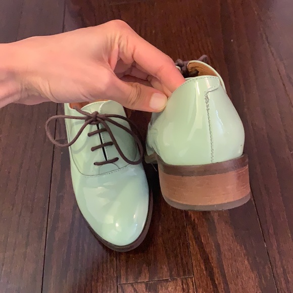 Size 37 mint green Oxford in fabulous condition. Real leather. - Picture 3 of 6